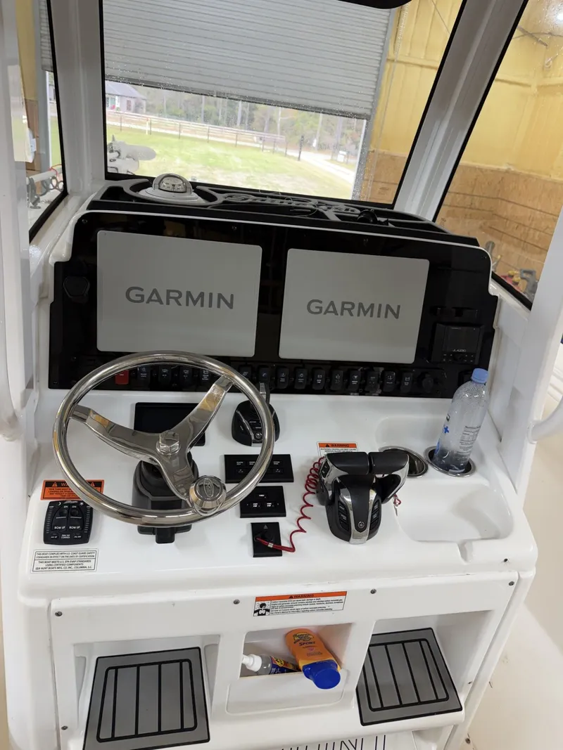 Slide: The Image of Sea Hunt Gamefish 27 Forward Seating 2022 - 12