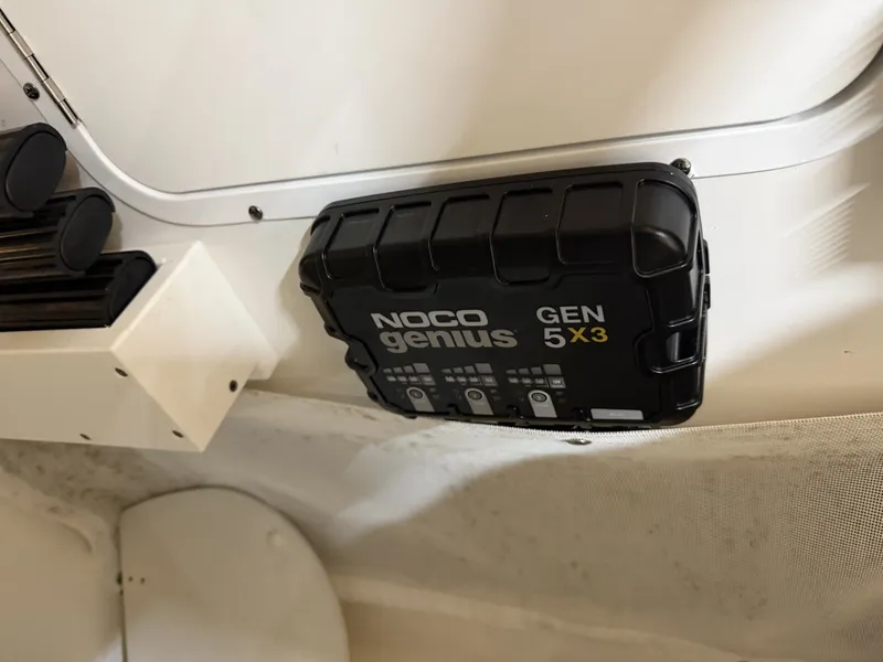 Slide: The Image of Sea Hunt Gamefish 27 Forward Seating 2022 - 18