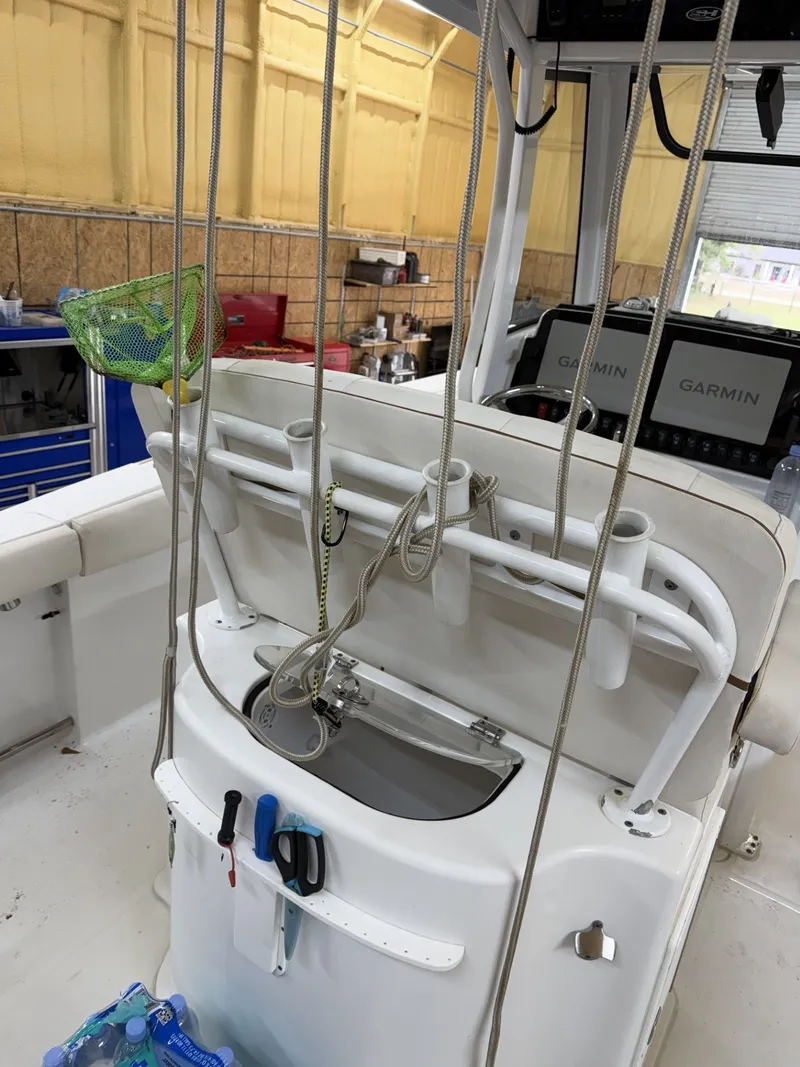 Slide: The Image of Sea Hunt Gamefish 27 Forward Seating 2022 - 3