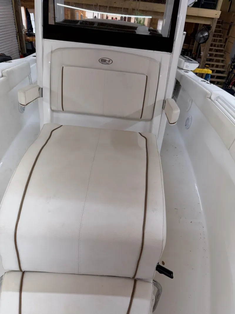 Slide: The Image of Sea Hunt Gamefish 27 Forward Seating 2022 - 4