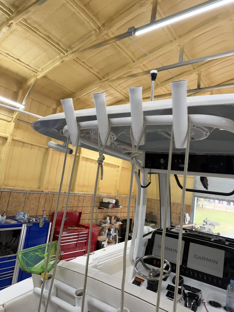 Slide: The Image of Sea Hunt Gamefish 27 Forward Seating 2022 - 8