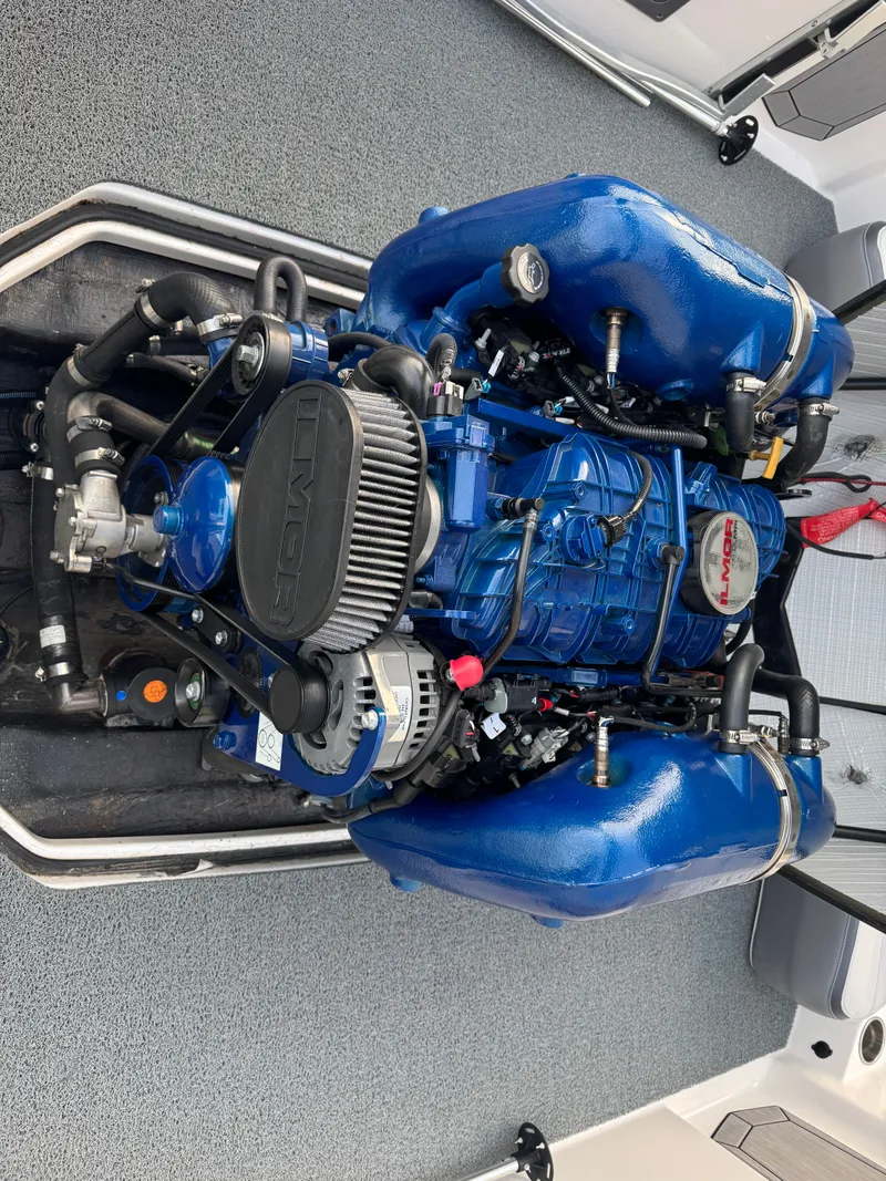 Slide: The Image of MasterCraft ProStar 2021 - 17