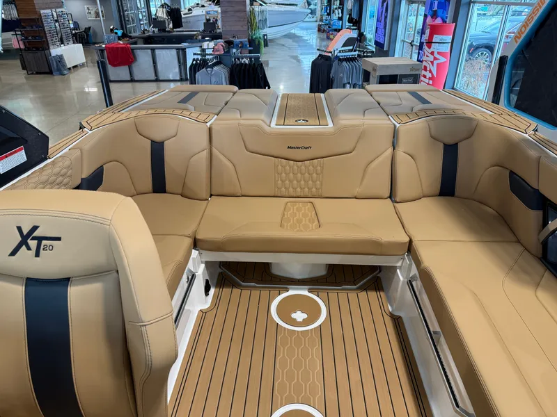 Slide: The Image of MasterCraft XT20 2025 - 17