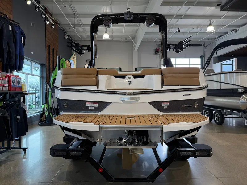 Slide: The Image of MasterCraft XT20 2025 - 5