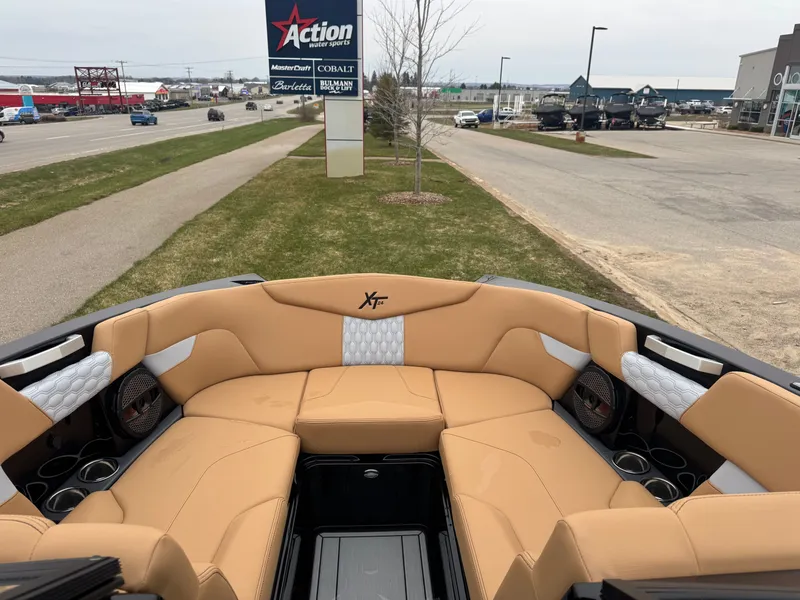 Slide: The Image of MasterCraft XT24 2025 - 10