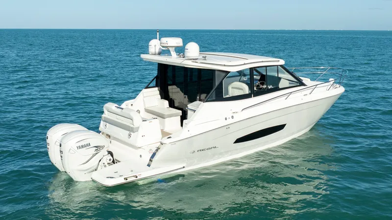 Slide: The Image of Regal 36 XO 2022 - 10