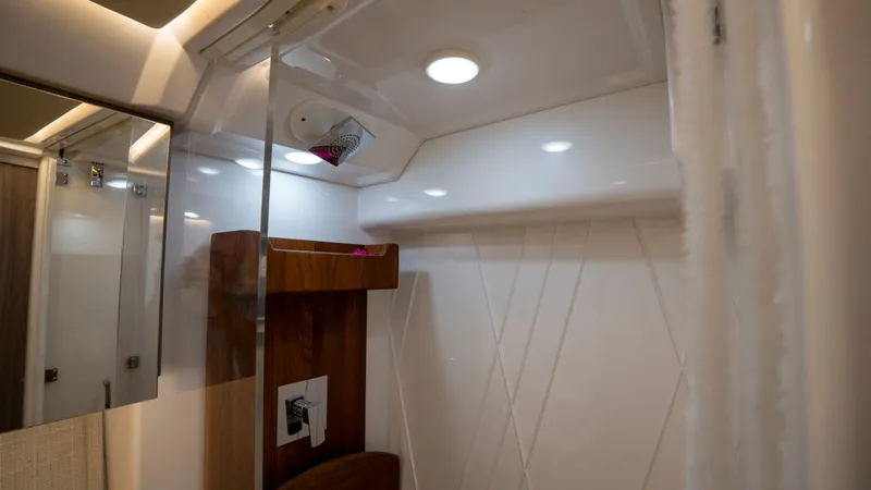 Slide: The Image of Regal 36 XO 2022 - 105