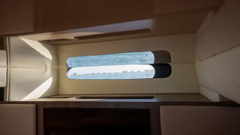 Slide: The Image of Regal 36 XO 2022 - 110