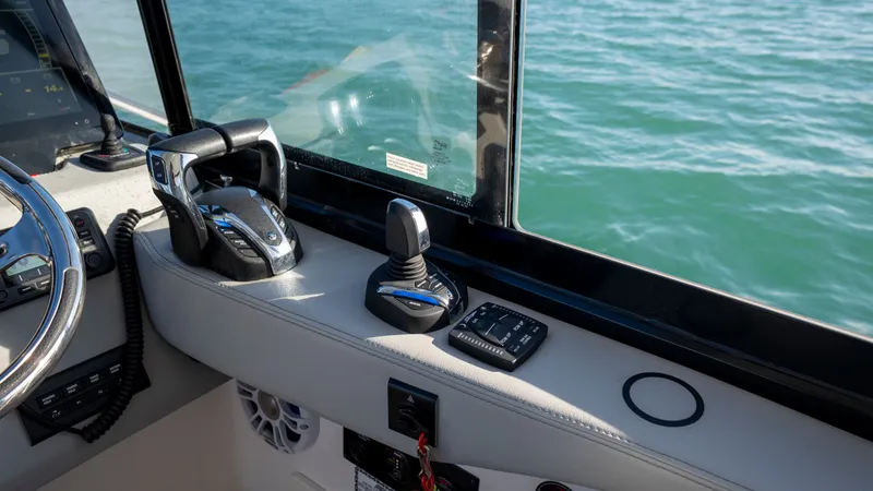 Slide: The Image of Regal 36 XO 2022 - 20