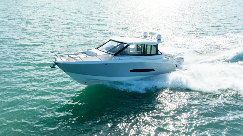 Slide: The Image of Regal 36 XO 2022 - 33