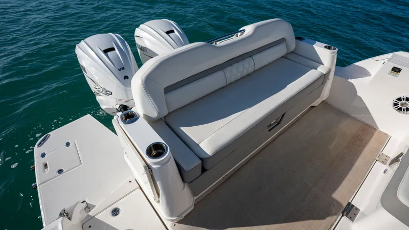 Slide: The Image of Regal 36 XO 2022 - 36