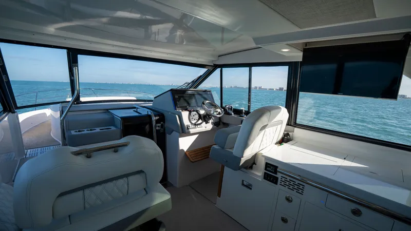 Slide: The Image of Regal 36 XO 2022 - 40