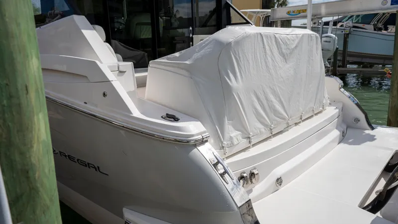 Slide: The Image of Regal 36 XO 2022 - 53