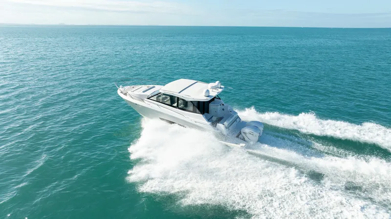 Slide: The Image of Regal 36 XO 2022 - 59