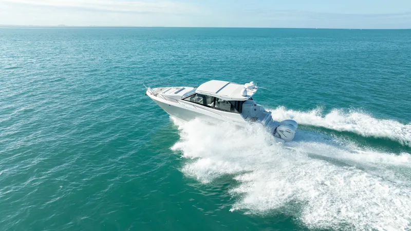 Slide: The Image of Regal 36 XO 2022 - 60