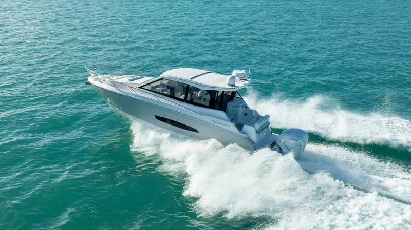 Slide: The Image of Regal 36 XO 2022 - 62