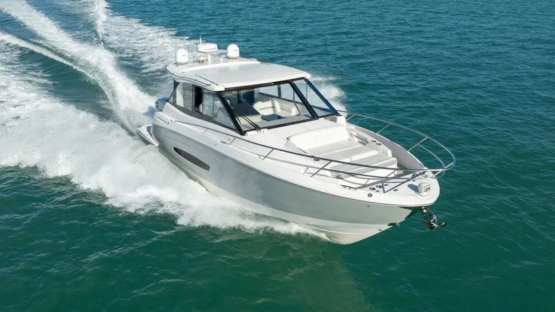 Slide: The Image of Regal 36 XO 2022 - 63