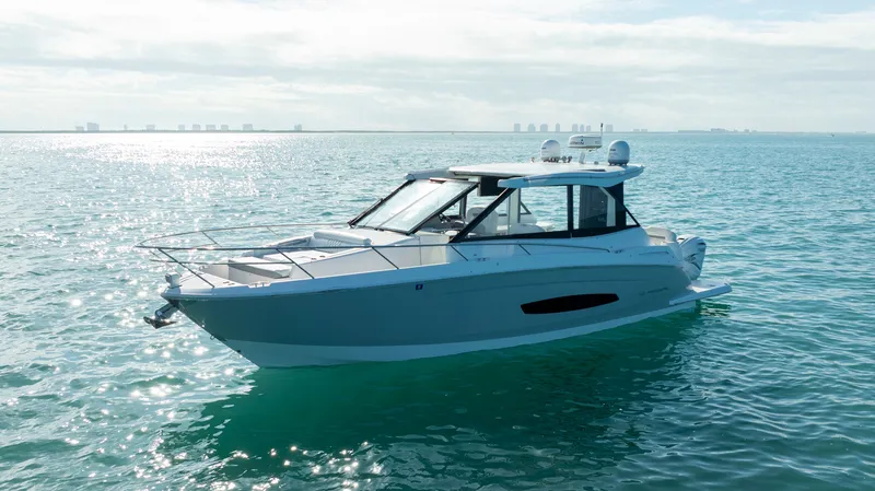 Slide: The Image of Regal 36 XO 2022 - 69