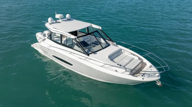 Slide: The Image of Regal 36 XO 2022 - 73