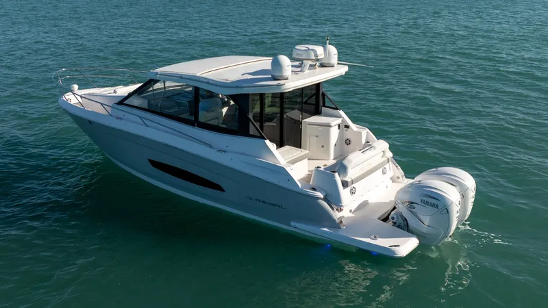 Slide: The Image of Regal 36 XO 2022 - 76