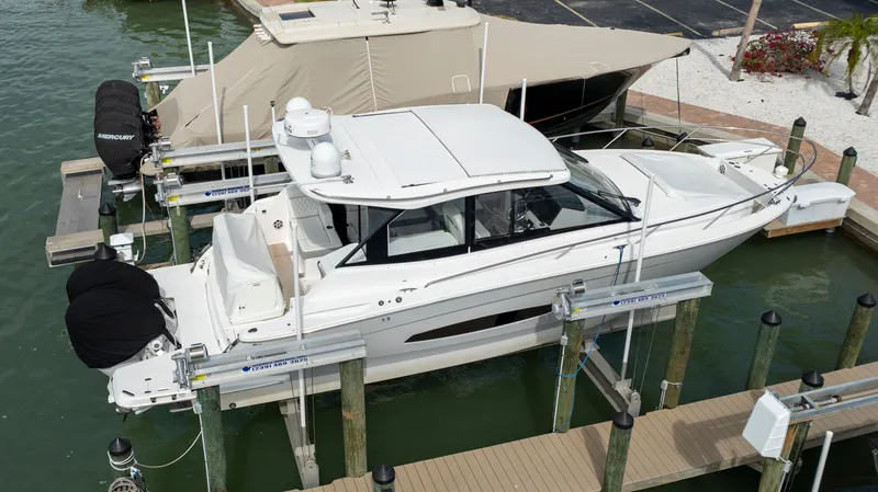 Slide: The Image of Regal 36 XO 2022 - 77