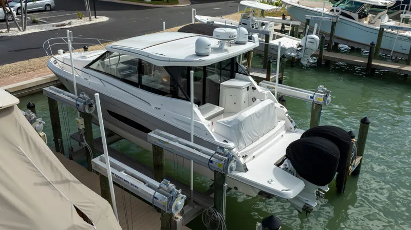 Slide: The Image of Regal 36 XO 2022 - 79