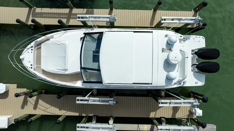 Slide: The Image of Regal 36 XO 2022 - 80