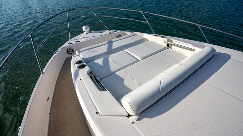 Slide: The Image of Regal 36 XO 2022 - 82