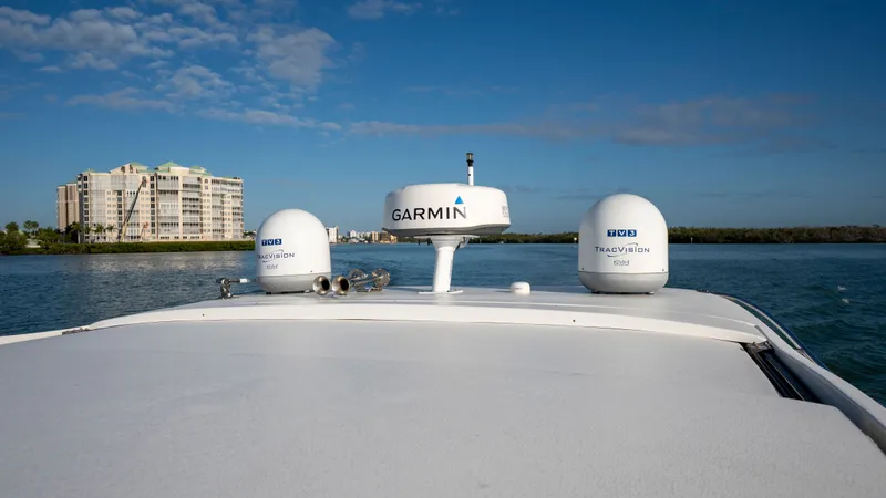 Slide: The Image of Regal 36 XO 2022 - 84