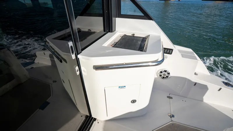 Slide: The Image of Regal 36 XO 2022 - 93