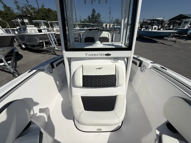 Slide: The Image of Tidewater 210 LXF 2026 - 6