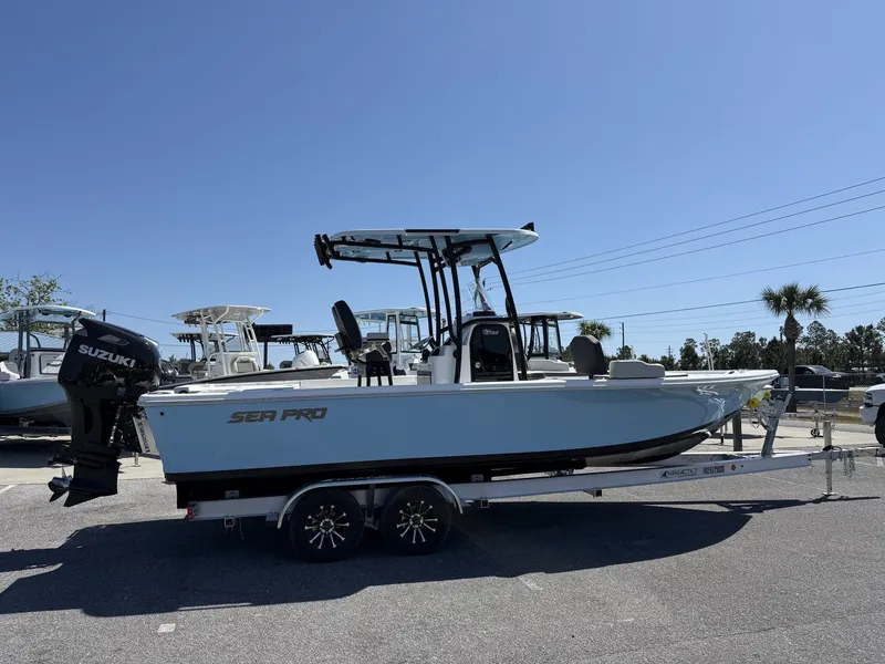 Slide: The Image of Sea Pro 250 Bay 2026 - 3