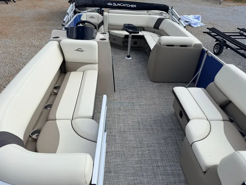 Slide: The Image of SunCatcher Select Series 20C-90HP SHO YAMAHA 2026 - 14