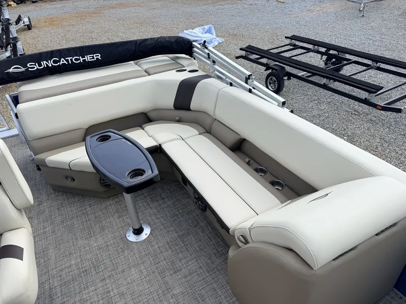 Slide: The Image of SunCatcher Select Series 20C-90HP SHO YAMAHA 2026 - 8