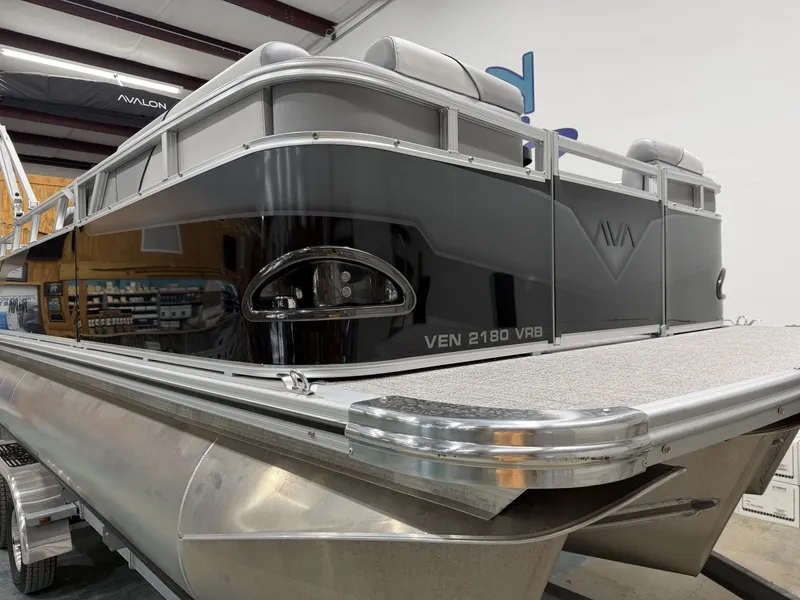 Slide: The Image of Avalon VNT VRB21T 2026 - 24