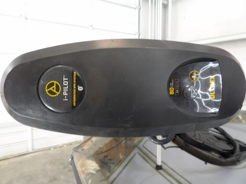 Slide: The Image of Ranger RT188 2018 with i-Pilot Ulterra motor control. - 14