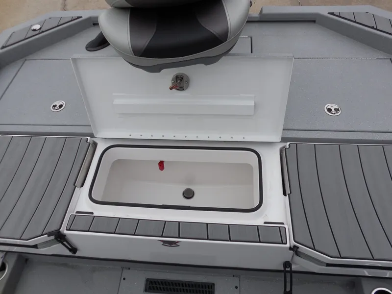 Slide: The Image of Vexus ACX 2210 2026 - 18