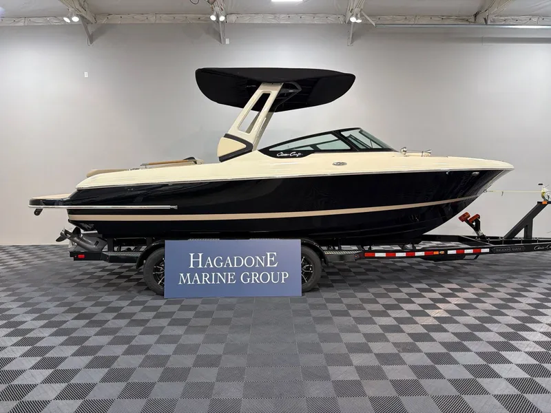 The Image of Chris-Craft Sportster 25 2026 - 1
