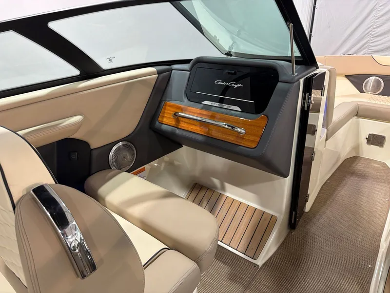 Slide: The Image of Chris-Craft Sportster 25 2026 - 14
