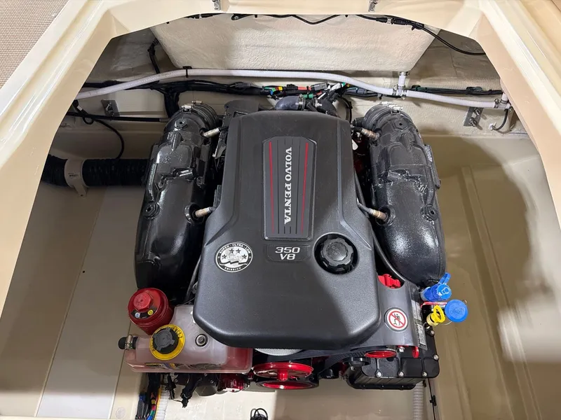 Slide: The Image of Chris-Craft Sportster 25 2026 - 19