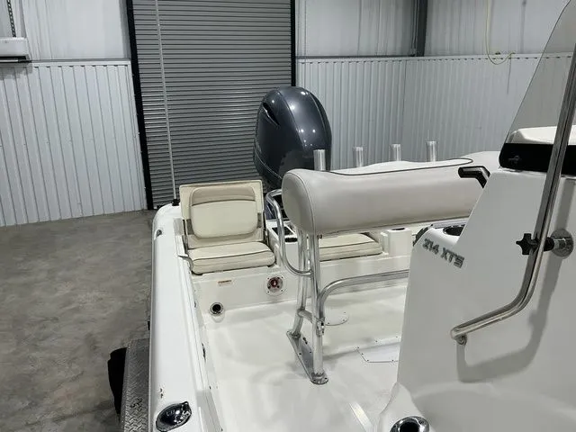 Slide: The Image of NauticStar 214 XTS 2015 - 10