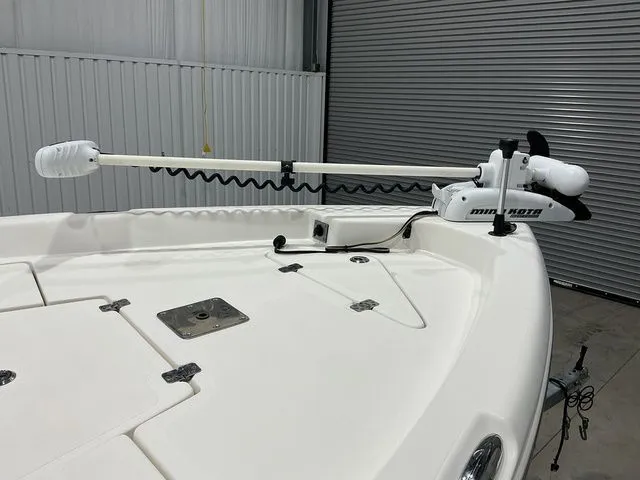 Slide: The Image of NauticStar 214 XTS 2015 - 17