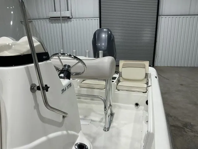 Slide: The Image of NauticStar 214 XTS 2015 - 22