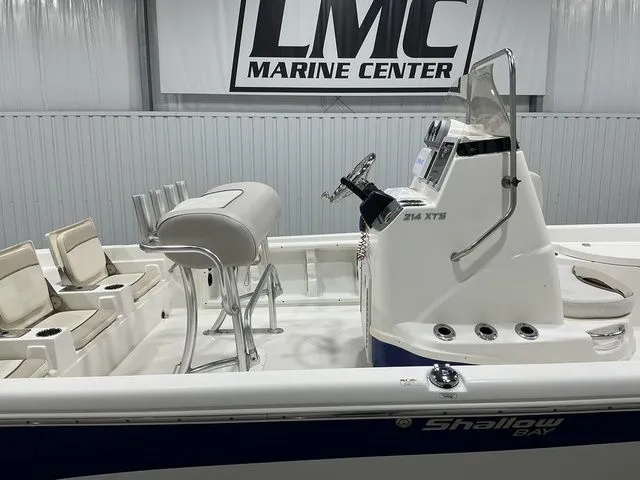 Slide: The Image of NauticStar 214 XTS 2015 - 6