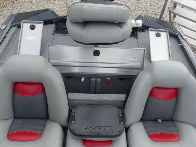 Slide: The Image of Tracker Pro Team 190 TX 2017 - 31