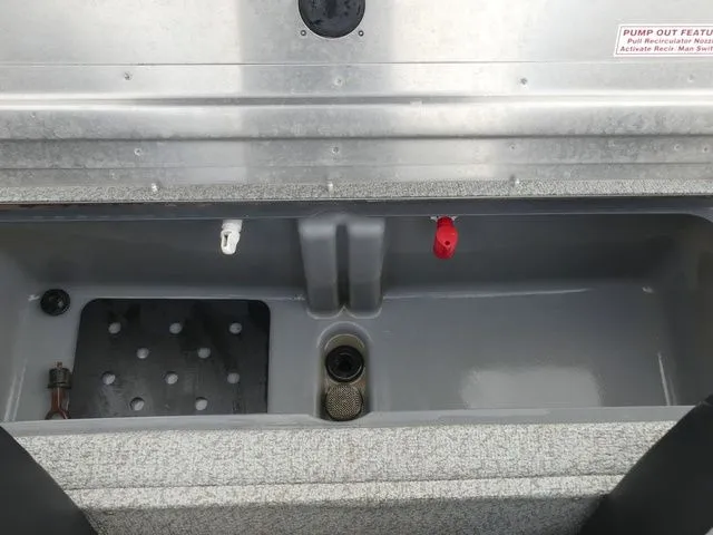 Slide: The Image of Tracker Pro Team 190 TX 2017 - 33