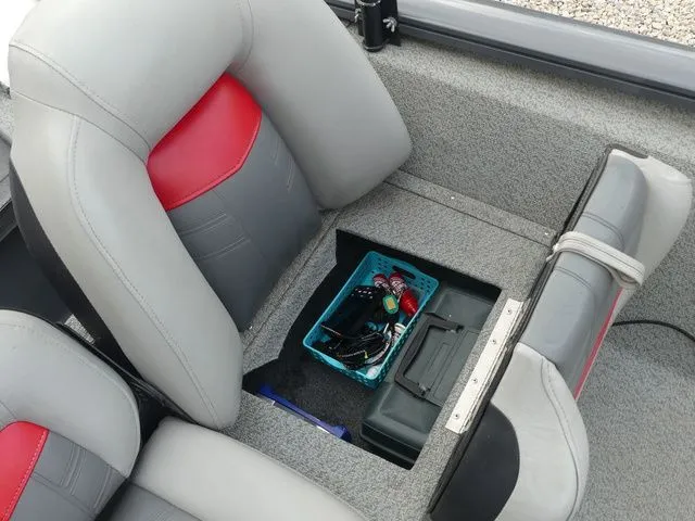 Slide: The Image of Tracker Pro Team 190 TX 2017 - 35