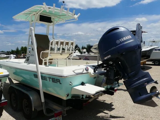 Slide: The Image of Skeeter SX210 2019 - 5