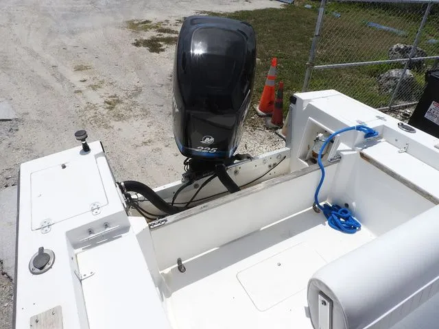 Slide: The Image of Mako 21 1985 - 4