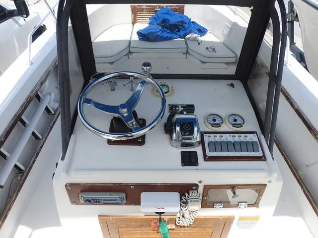 Slide: The Image of Mako 21 1985 - 8